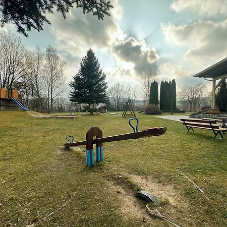 Am Laerchenberg I Fruehstueck, Wlan, Parkplatz 3*