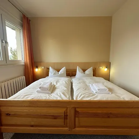 酒店 Am Laerchenberg I Fruehstueck, Wlan, Parkplatz 3*