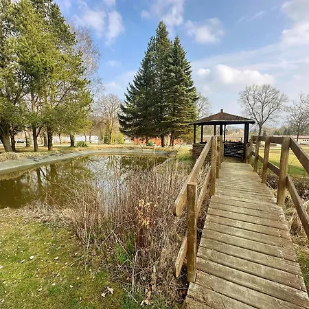 酒店 Am Laerchenberg I Fruehstueck, Wlan, Parkplatz 施吉斯瓦德