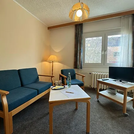 Hotel Am Laerchenberg I Fruehstueck, Wlan, Parkplatz Hotel 3*