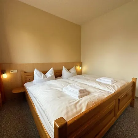 Hotel Hotel Am Laerchenberg I Fruehstueck, Wlan, Parkplatz 3*