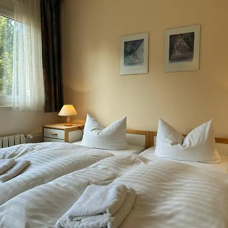 Hotel Hotel Am Laerchenberg I Fruehstueck, Wlan, Parkplatz 3*
