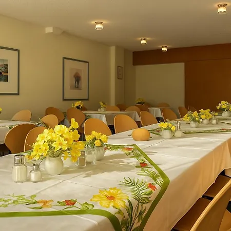 Am Laerchenberg I Fruehstueck, Wlan, Parkplatz