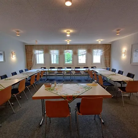 Am Laerchenberg Hotel 3*