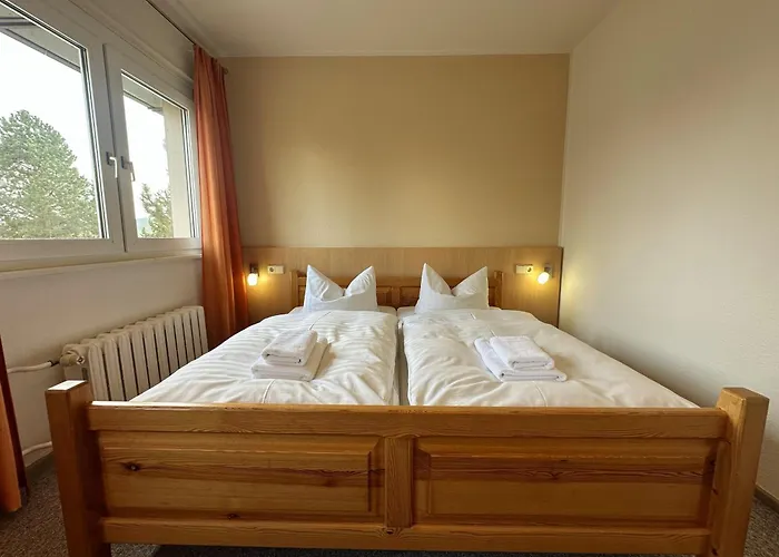 فندق Am Laerchenberg 3*