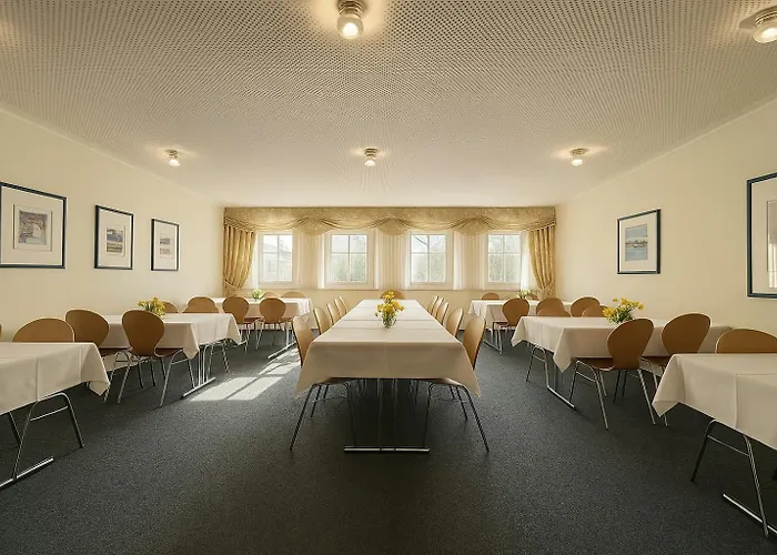 فندق Am Laerchenberg 3*