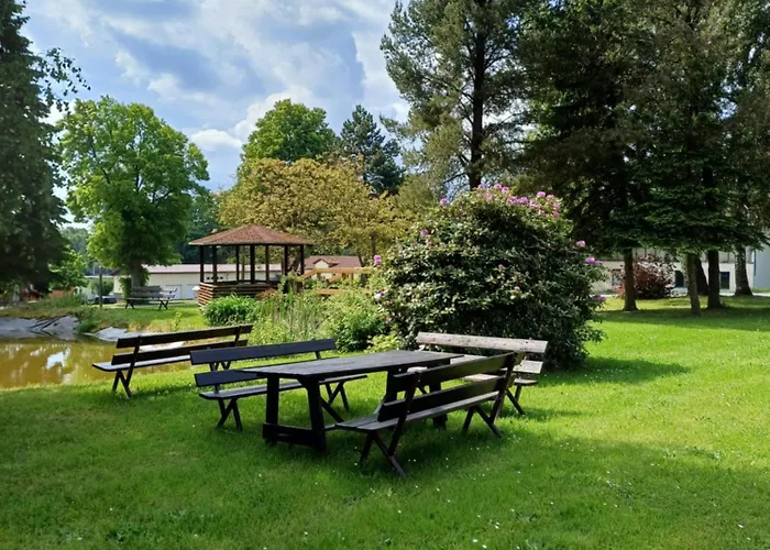 Am Laerchenberg 3*
